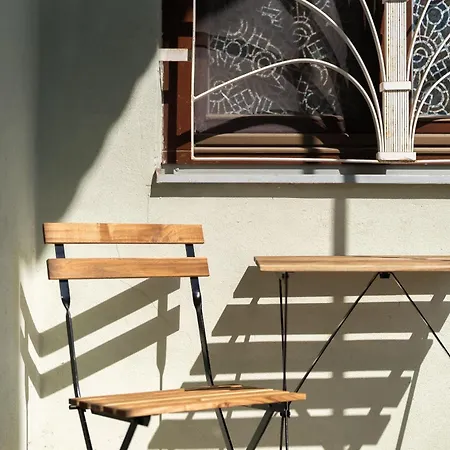 Apartmán Classic Old Town With Private Balcony