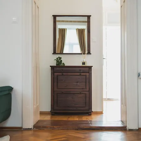 Apartmán Classic Old Town With Private Balcony *